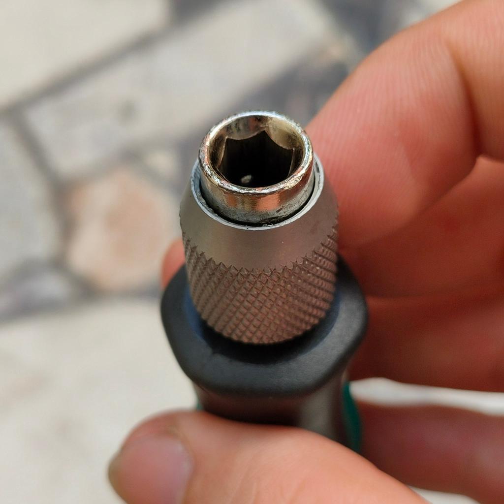 Cán Tô Tít, Trục Vít Nhật Bãi  - Mới 100%