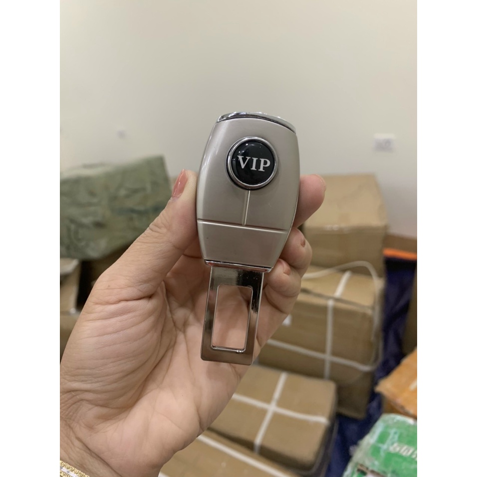 Chốt Cắm Đai An Toàn Cho Ô tô Có thể Cắm chồng, cắm Nối Tiếp Cao Cấp - 1 cái logo VIP