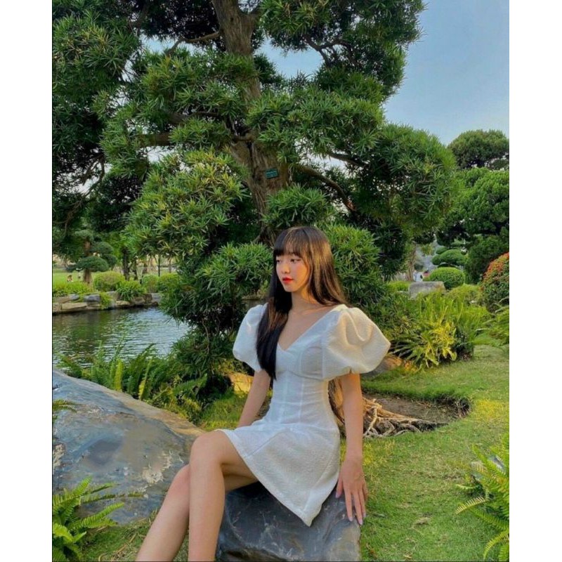 ĐẦM TRẮNG CỔ TIM TAY PHỒNG mã 1604