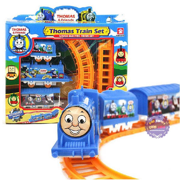 Hộp Đồ Chơi Đường Ray Xe Lửa Tàu Hỏa Thomas Dùng Pin - Đồ Chơi Chợ Lớn