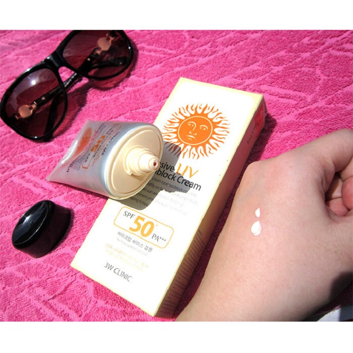 Kem chống nắng 3W Clinic Intensive UV Sunblock Cream SPF 50 PA+++ 70ml