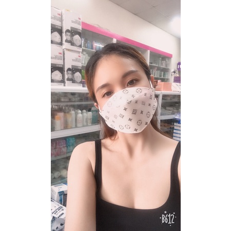  sét 50 chiếc khẩu trang 4d kf94 hình hoạ tiêt LV | BigBuy360 - bigbuy360.vn