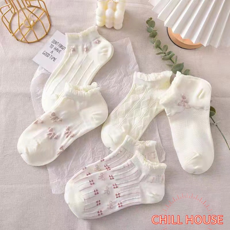 Tất nữ-tất cổ ngắn nền trắng hoạ tiết hình hoa kute T783 CHILL HOUSE