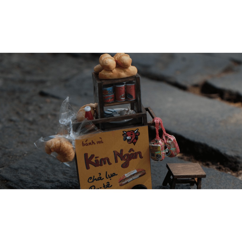 Mô Hình Xe Hàng Rong Sài Gòn Xưa Và Nay - Xe Bánh Mì - HR04