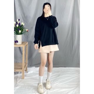 Áo Xẻ lệch hai màu (Ảnh shop chụp)