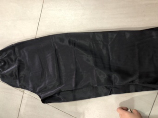 Quần lụa trơn bà già!!