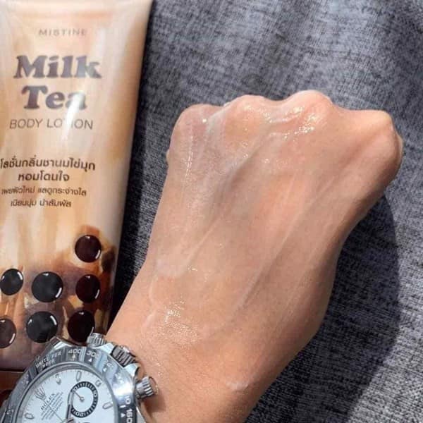Lotion Dưỡng Thể Hương Trà Sữa MILK TEA Body Lotion Mistine 200ml