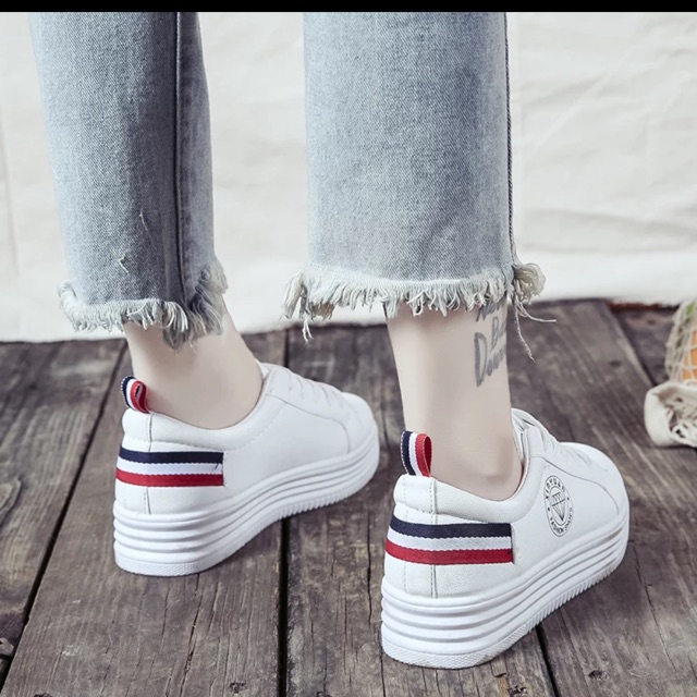 Giầy thể thao nữ phong cách trẻ trung màu trắng cải đỏ,xanh Sz 36- 39.