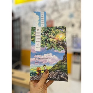 Ép Mình Phải Xinh Phải Dữ