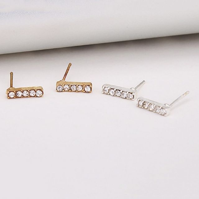 Set 9 đôi khuyên tai thời trang