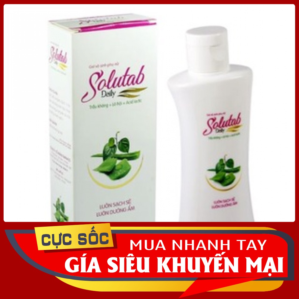 Dung dịch vệ sinh Solutab Traphaco với Trầu không, lô hội, acid lactic giúp làm sạch và giữ ầm cho vùng kín. Chai 100ml