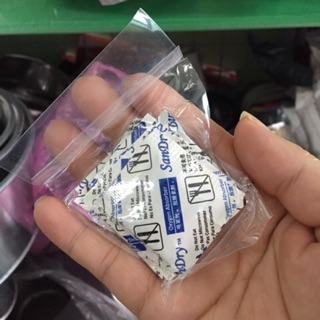 Hút ẩm xanh 1 bịch 10 gói