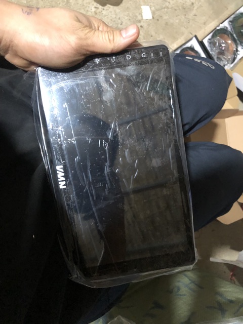 Sản phẩm gia đình làm: đầu màn 9ing redo 32G 2 râu an đờ roi chạy gắn sim