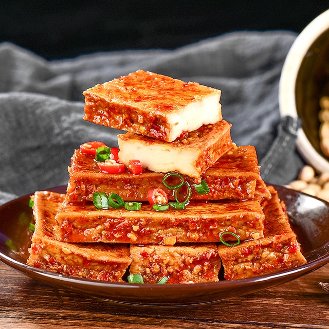 Đậu phụ khô cay ăn liền Bà Dì 1 gói 26gr đồ ăn vặt Sài Gòn vừa ngon vừa rẻ | Dacheng Food