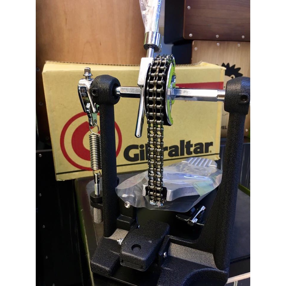 Chân đạp Pedal Gibraltar Chain Drive Single Bass Drum 6711S