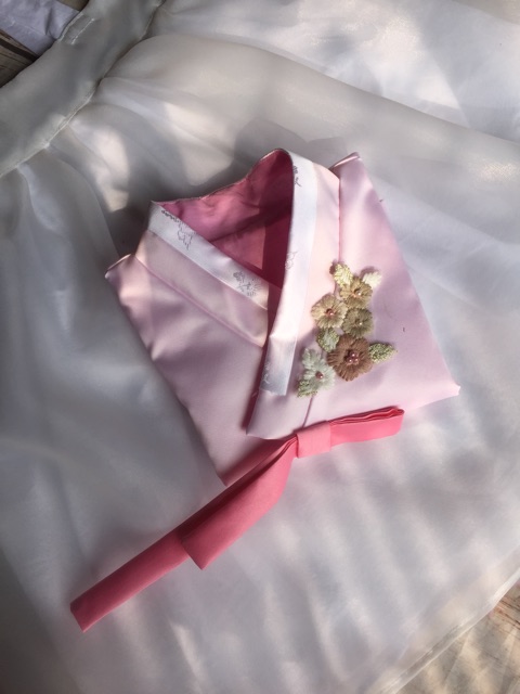 Dây treo áo dài . Hanbok