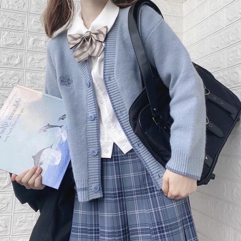 Áo Cardigan phối đồ cho váy JK