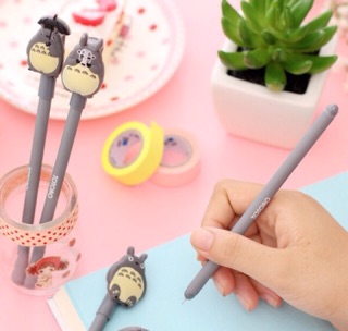 bút totoro dẹp