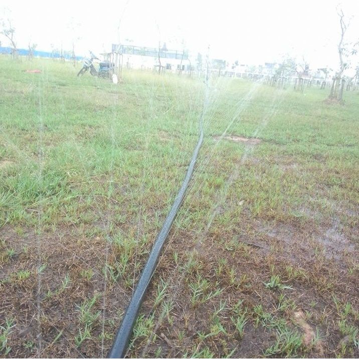 Ống Dây Tưới Phun Mưa Tưới Cây Phi 27mm