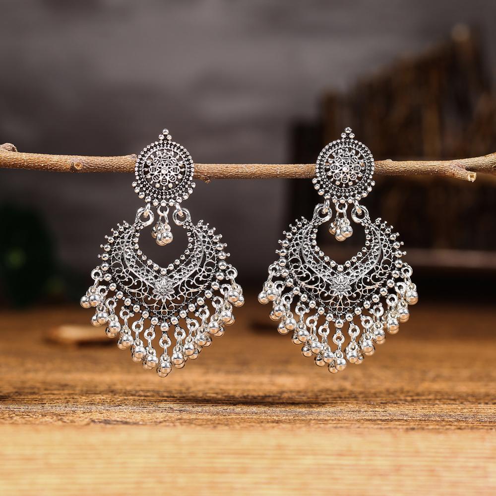 Khuyên Tai Tua Rua Hình Chuông Kim Loại Phong Cách Dân Tộc Cổ Điển