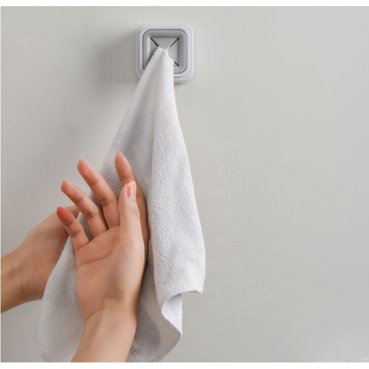 Giá Treo Khăn Gắn Tường Sáng Tạo