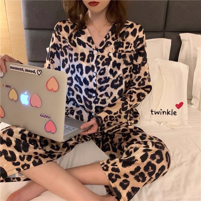 Bộ pijama thu đông tay dài hoạ tiết trẻ trung | BigBuy360 - bigbuy360.vn