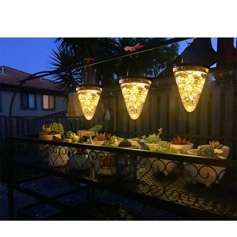 Đèn LED Năng Lượng Mặt Trời Chống Thấm Nước Trang Trí Sân Vườn