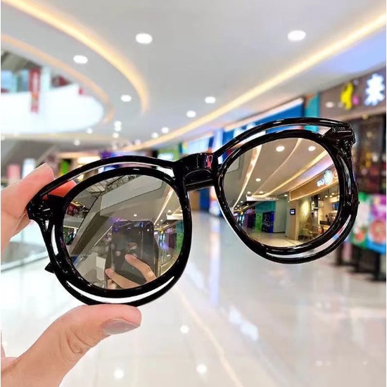 Kính râm cho bé K04 mắt kính tráng gương tách gọng