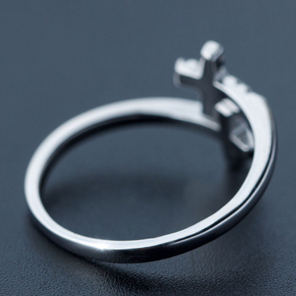 Nhẫn hình cây thánh giá độc đáo thời trang