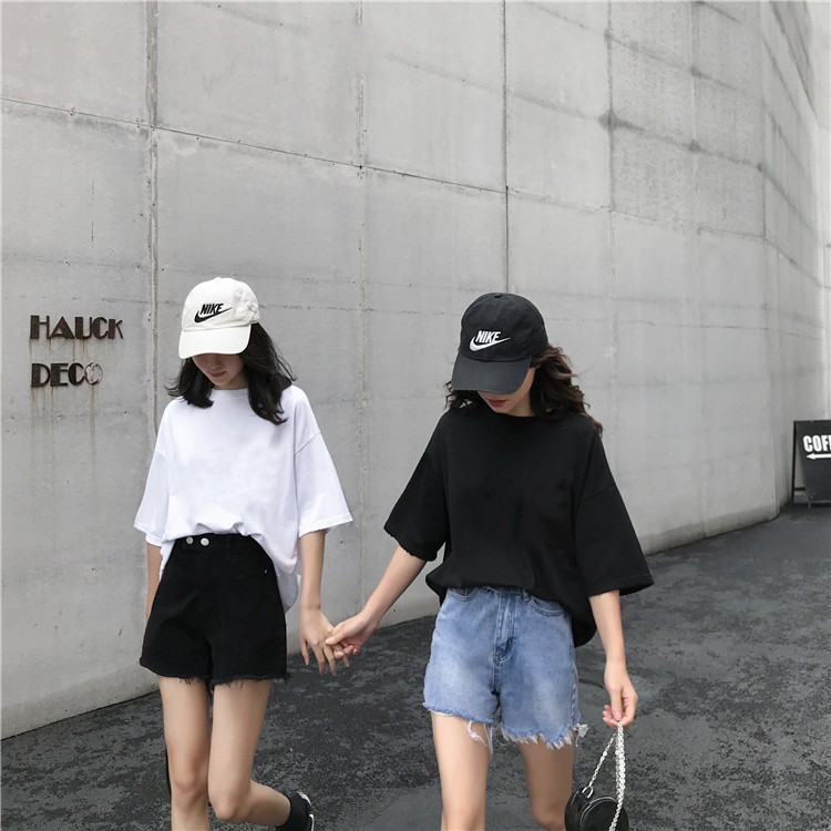 Áo thun form rộng trơn phông tay lỡ unisex nam nữ basic, overszie, vải cotton co giãn thoải mái | Lee Hoàng | BigBuy360 - bigbuy360.vn
