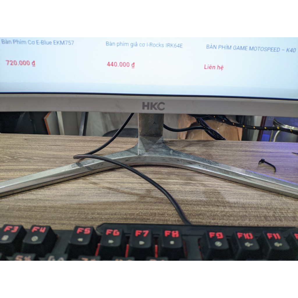 MÀN HÌNH HKC 32" CONG C320 PLUS (99%) | BigBuy360 - bigbuy360.vn