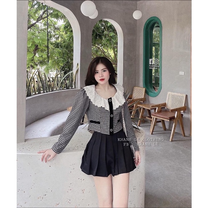 áo kẻ cổ bèo thô trắng viền đen