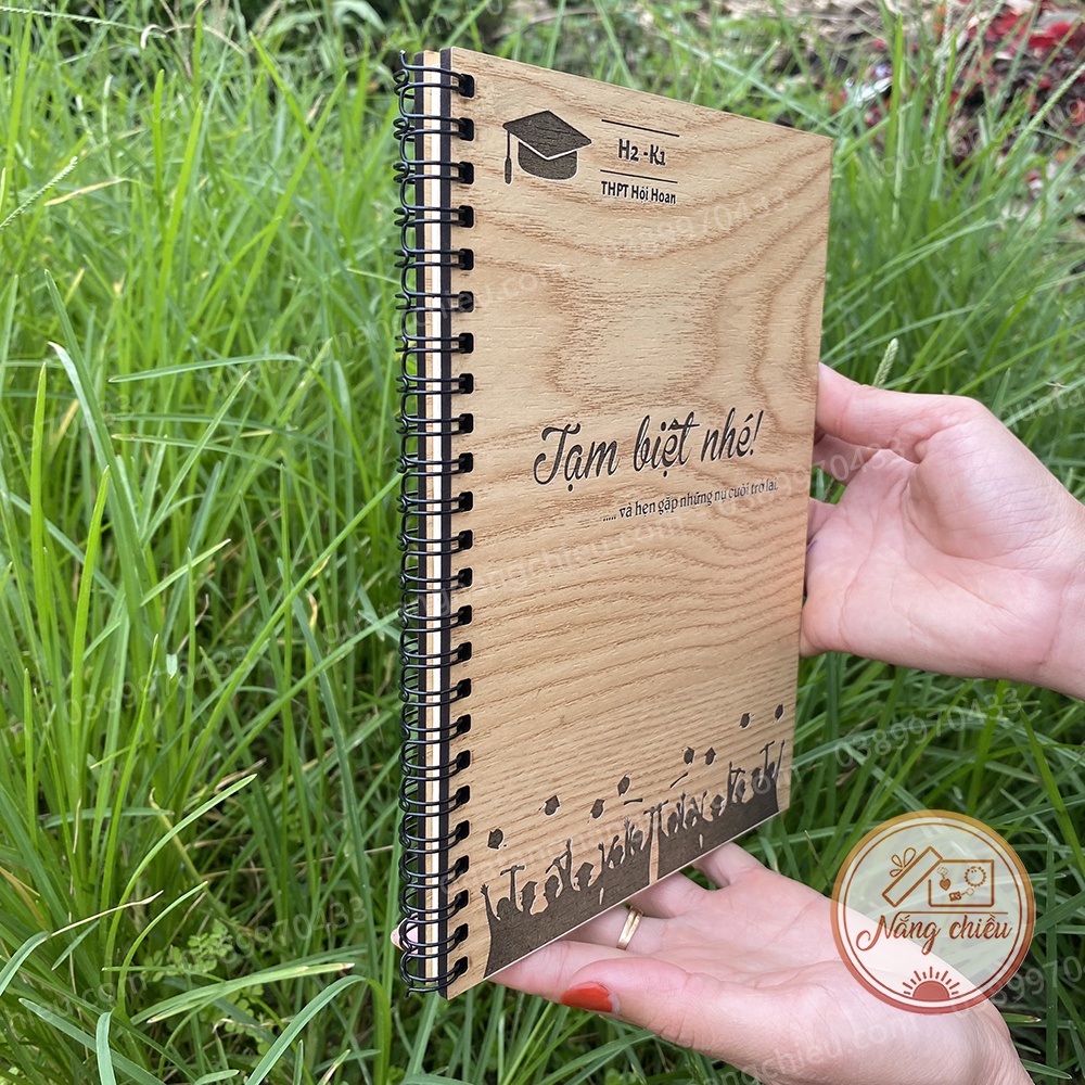 Quà tặng tốt nghiệp ý nghĩa, Sổ gỗ khắc theo yêu cầu, gáy lò xo , Sổ lưu bút học trò