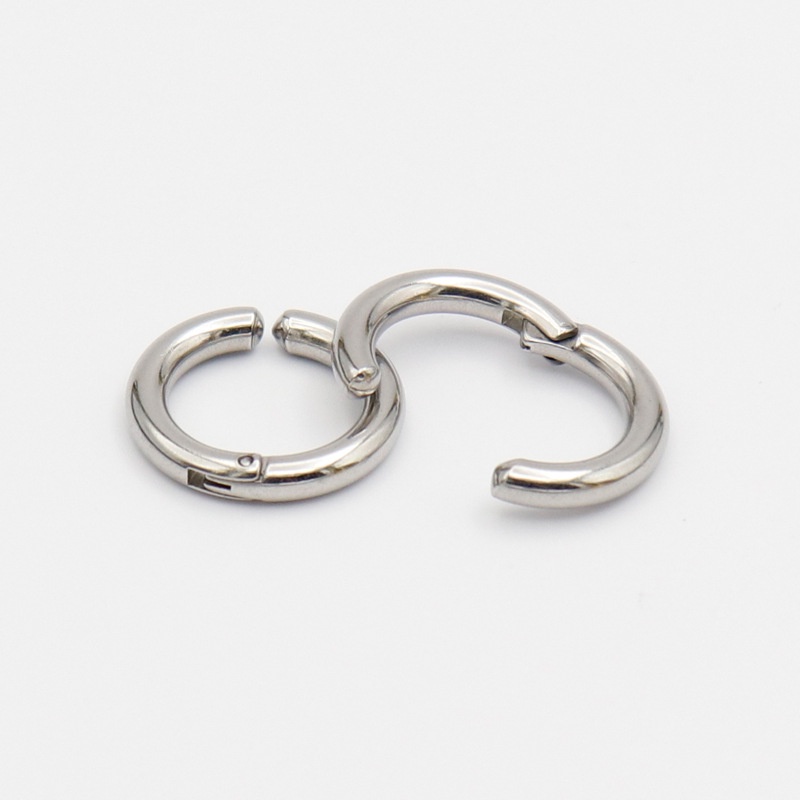 Khuyên, hoa tai kẹp dáng tròn chất liệu thép titan không gì nam nữ unisex Jelishop