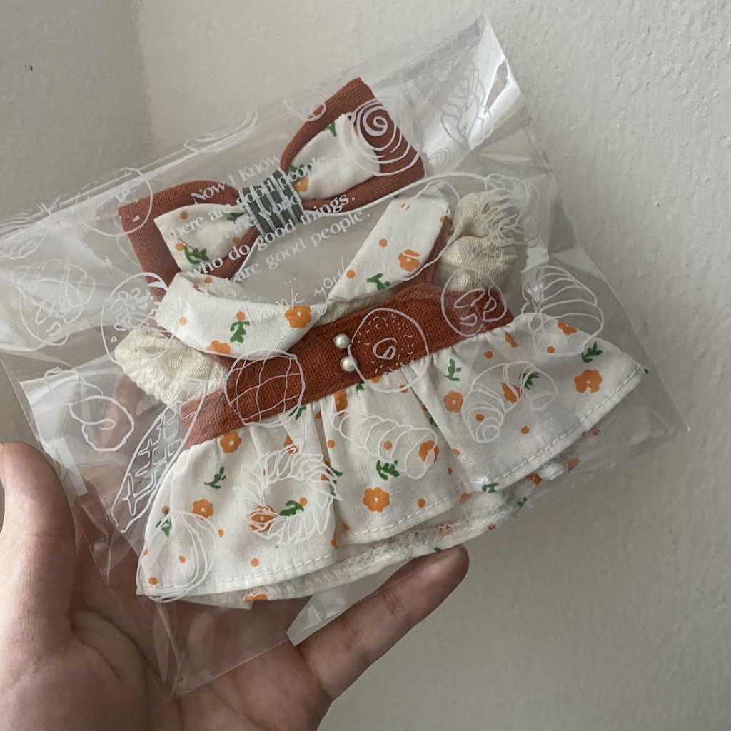 Nhượng outfit cho doll