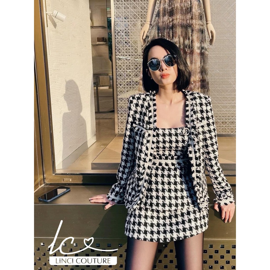 Set Linci Beclass Tweed caro đen trắng, set gồm áo khoác ngoài và áo 2 dây trong sang chảnh cho các quý cô