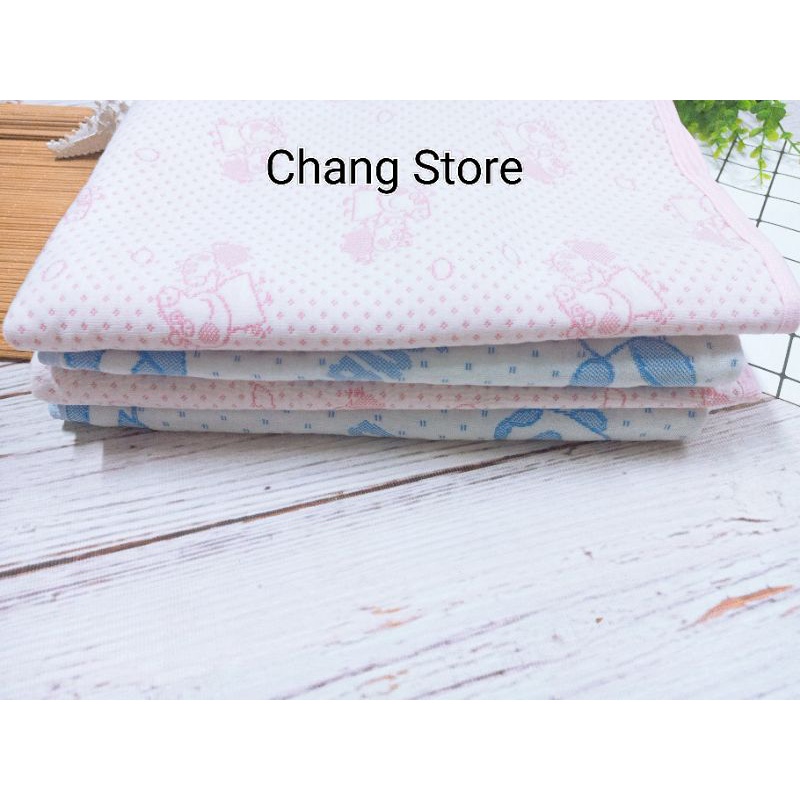 Tấm Lót Mông/ Lót Chống Thấm Đa Năng 4 Lớp 50*70cm