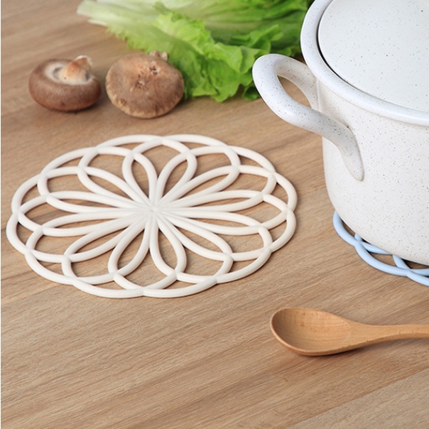Tấm Lót Nồi Bằng silicone Hình Bông Hoa Độc Đáo Tiện Dụng Cho Nhà Bếp