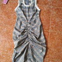 Đầm lệch vai