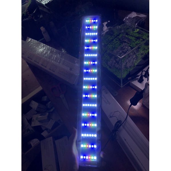 Đèn led 6 hàng bóng Wrgb