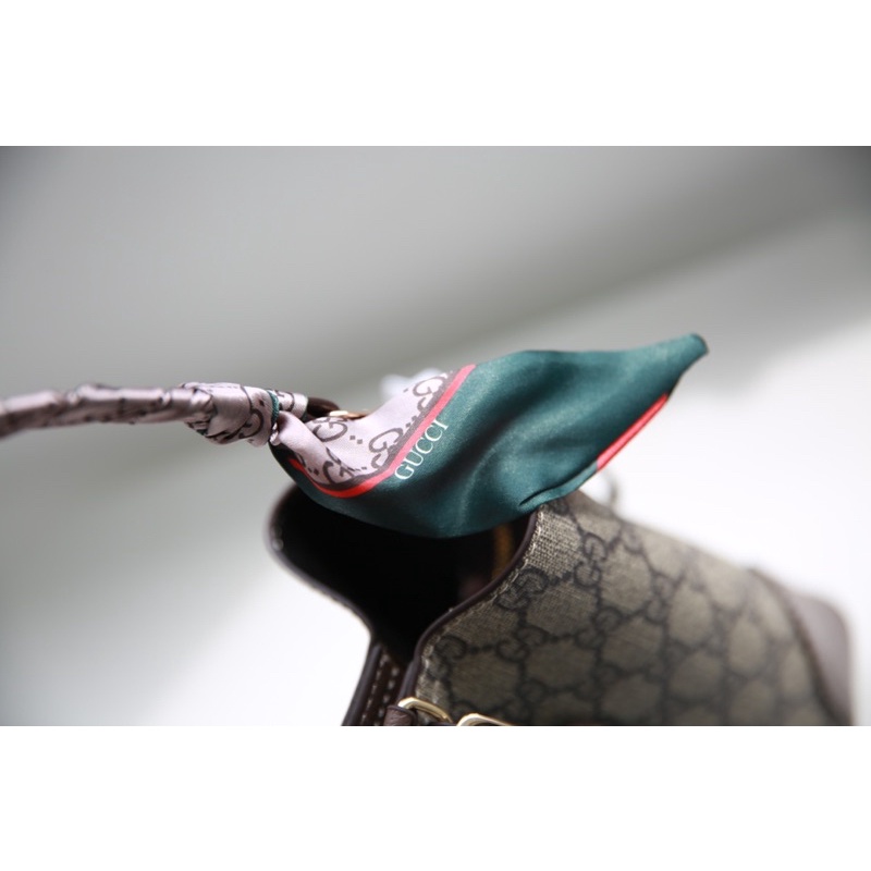 Túi Xách Cao Cấp  hàng fullbox nguyên seal kèm khăn quấn quai túi