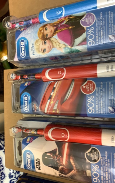 Bàn chải Oral-b điện nội cho bé
