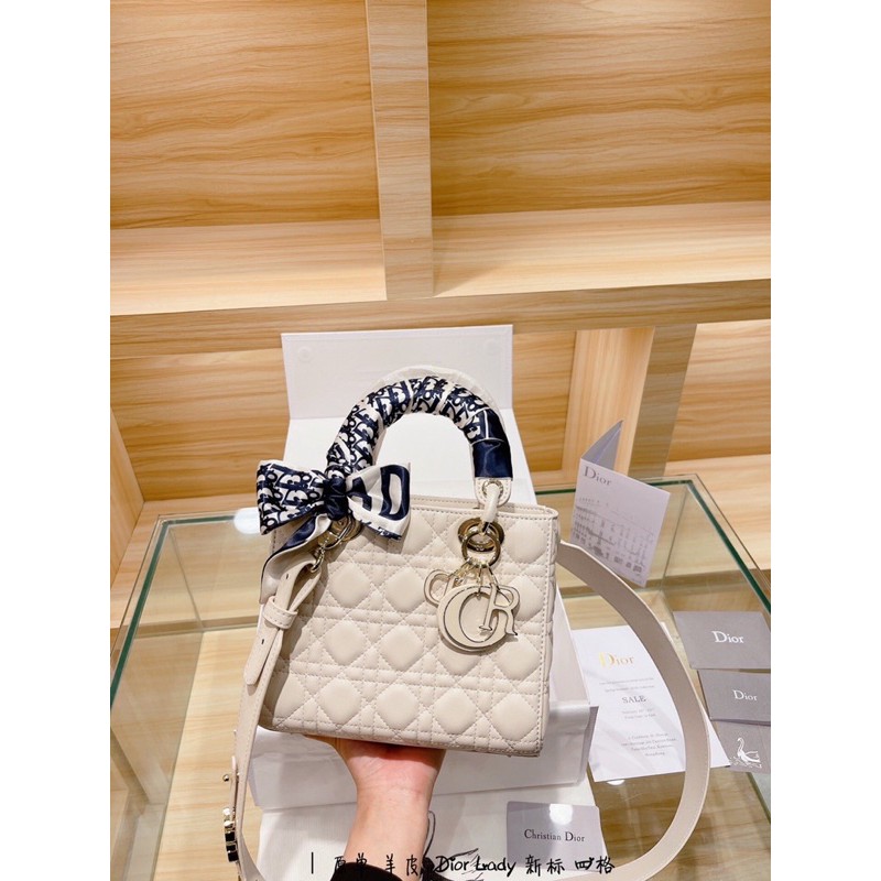 TÚI LADY CD - 𝐌𝐀̂̃𝐔 𝐌𝐎̛́𝐈