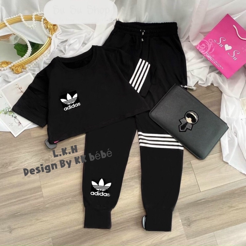 Set bộ thể thao 3 sọc cho bé
