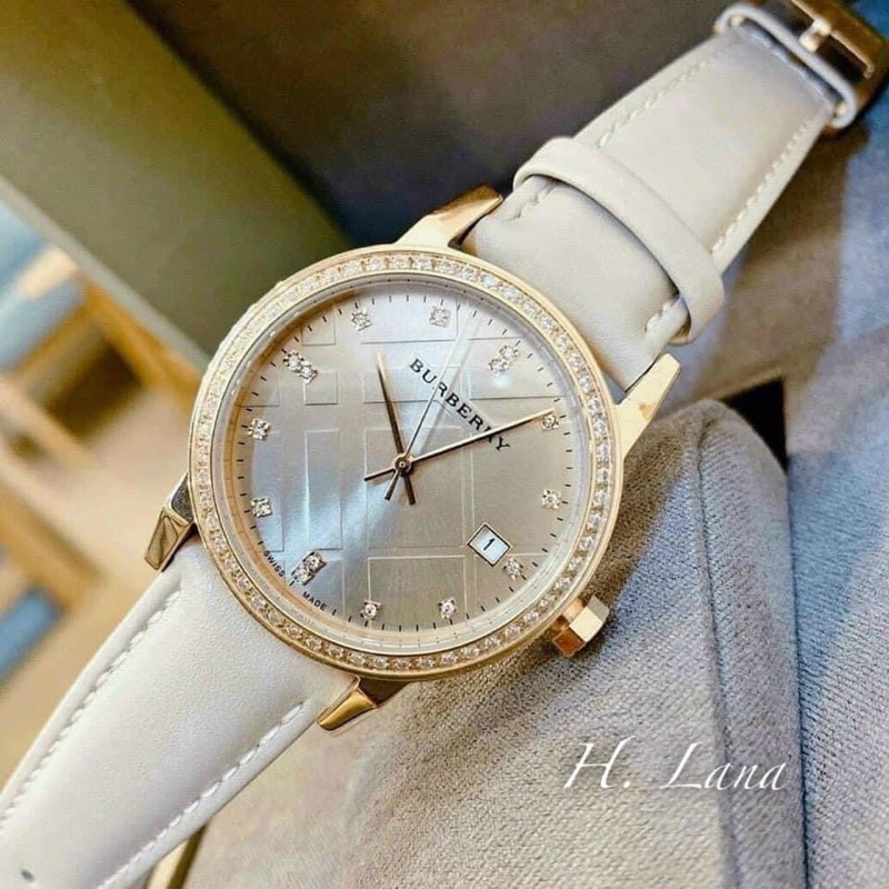 ĐỒNG HỒ NỮ DA MẶT TRÒN SANG TRỌNG