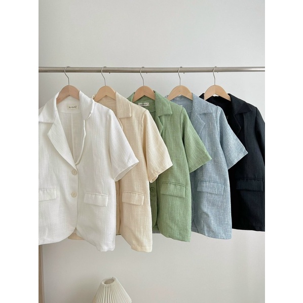 Áo blazer nữ cổ vest tay ngắn túi nắp trước vải bố 5 màu freesize Pumi | BigBuy360 - bigbuy360.vn