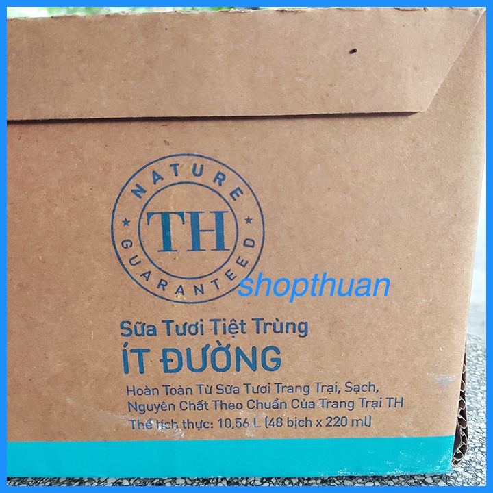 [HSD 7/8/22] Thùng 48 bịch sữa tươi tiệt trùng ít đường TH true MILK 220ml