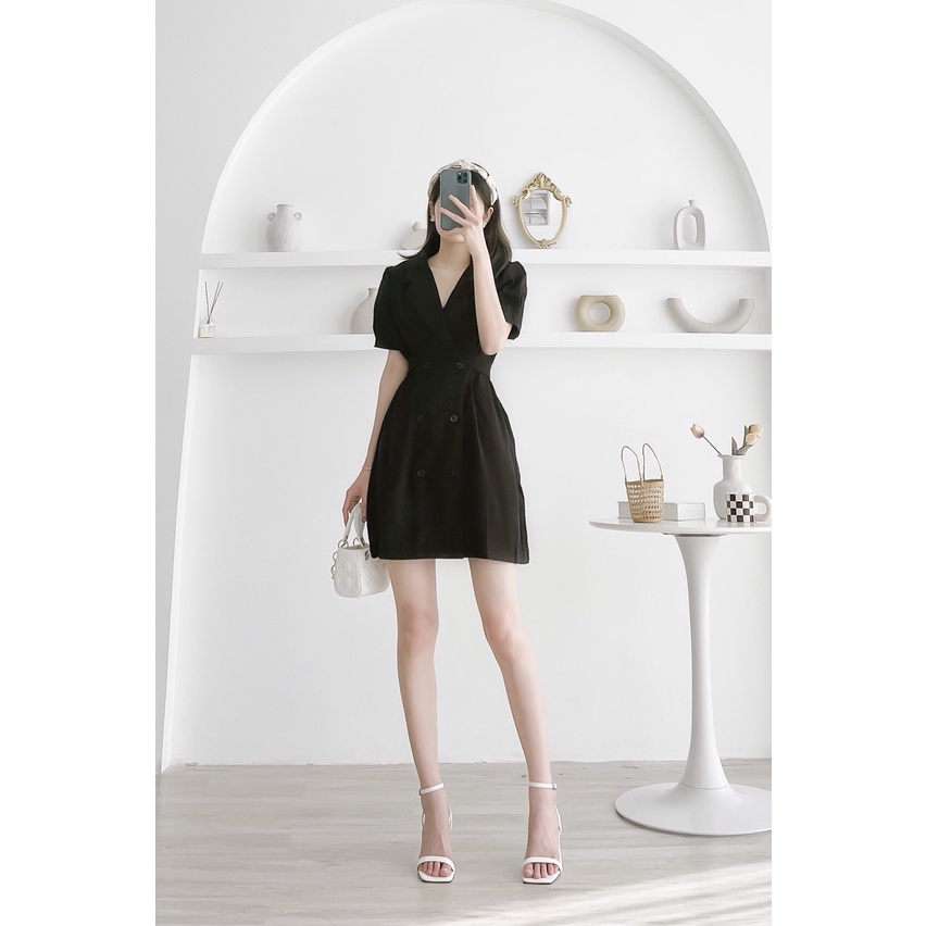 Váy đen cổ vest buộc eo cúc cài Junstore chất đẹp tay bồng tôn eo dáng form đẹp vaycovestbuoceo32