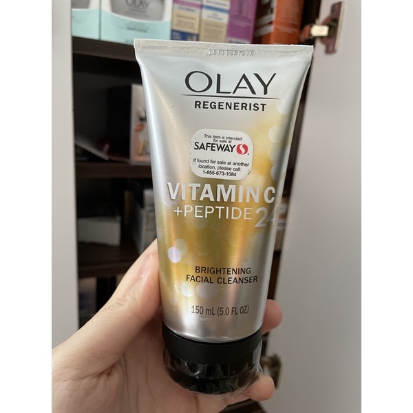 Sữa rửa mặt Olay Regenerist Vitamin C + Peptide 24 150ml