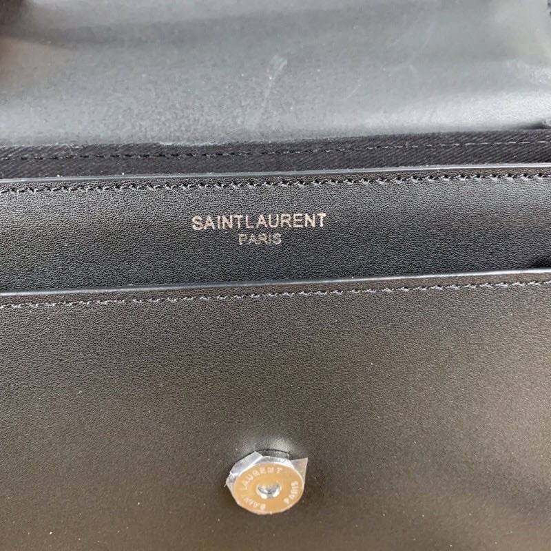 Túi xách Yves sanit laurent màu đen size 22cm